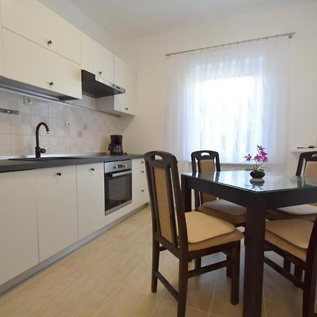 Apartments Buturajac Krk Town Eksteriør billede