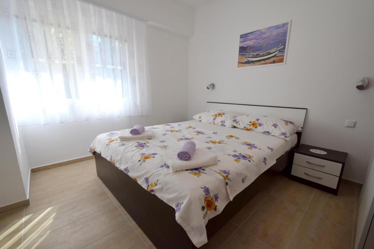 Apartments Buturajac Krk Town Eksteriør billede